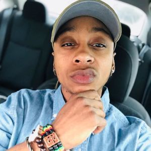 Meet your Posher, Corey